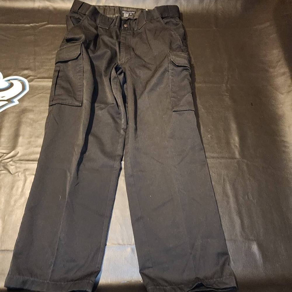 5.11 Tactical Series Mens Black Cargo Pants 36
